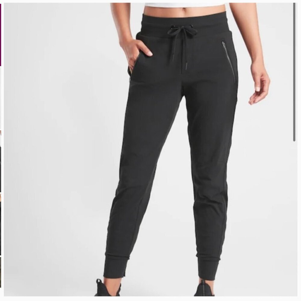 Athleta Trekkie North Joggers Black Hiking Pants sz 2